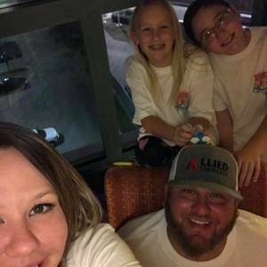 Meet your Posher, Travis